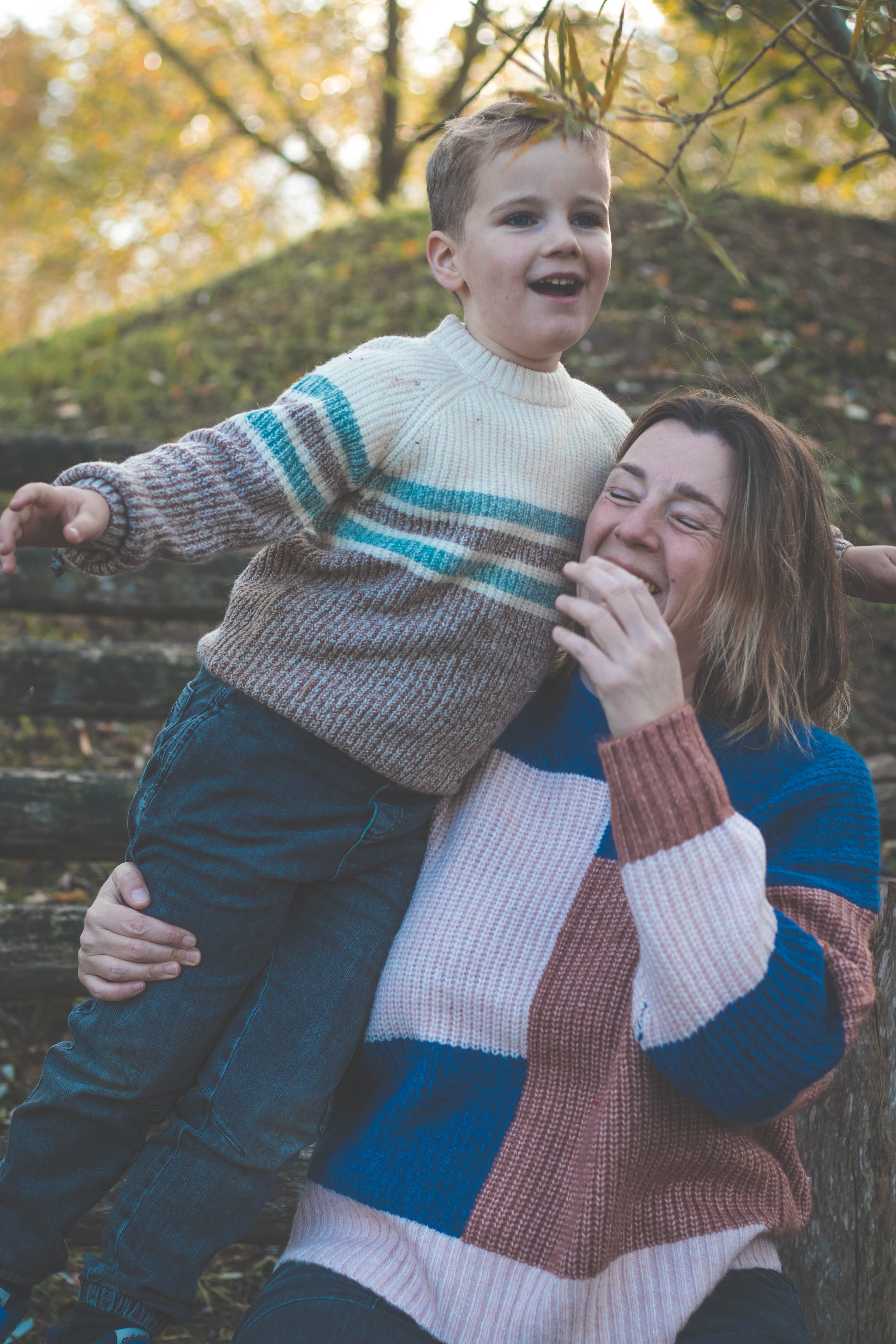 Familie shoots photo